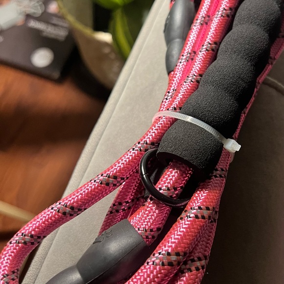 No Pull Dog Harness and Leash Set with Handle. Adjustable Padded Vest. - Picture 6 of 6